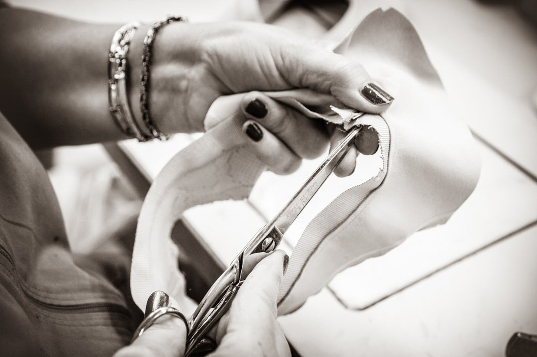 Italian shoemakers - Thierry Rabotin Italian shoemakers shoemaking process