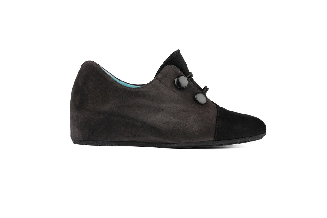 color_black-and-charcoal-suede