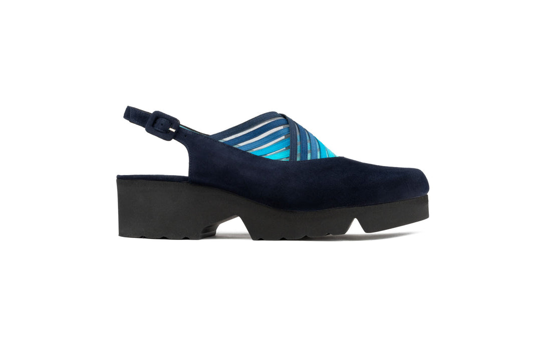 #color_blue-navy-suede