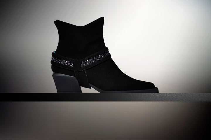#color_black