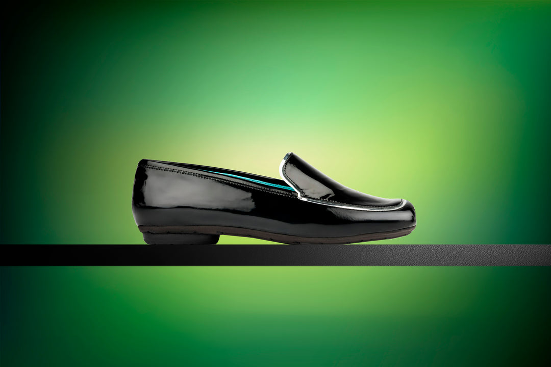 #color_black-patent