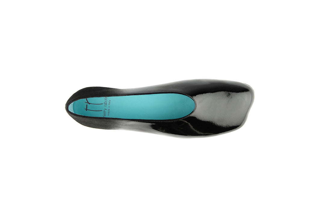 #color_black-patent
