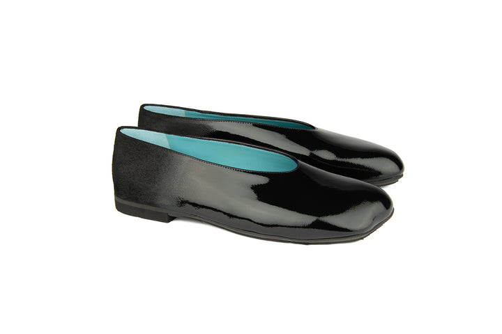 #color_black-patent