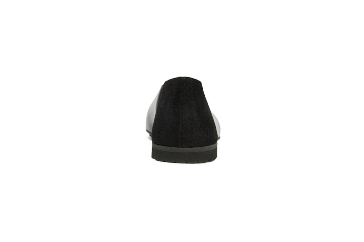 #color_black-patent